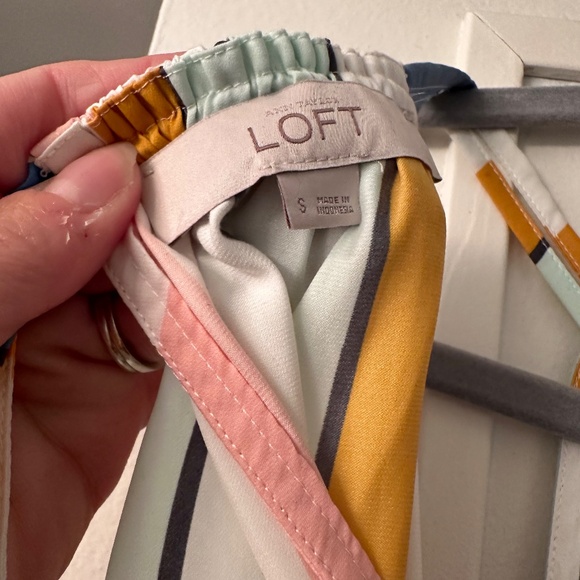 Loft Tank top - Picture 3 of 3